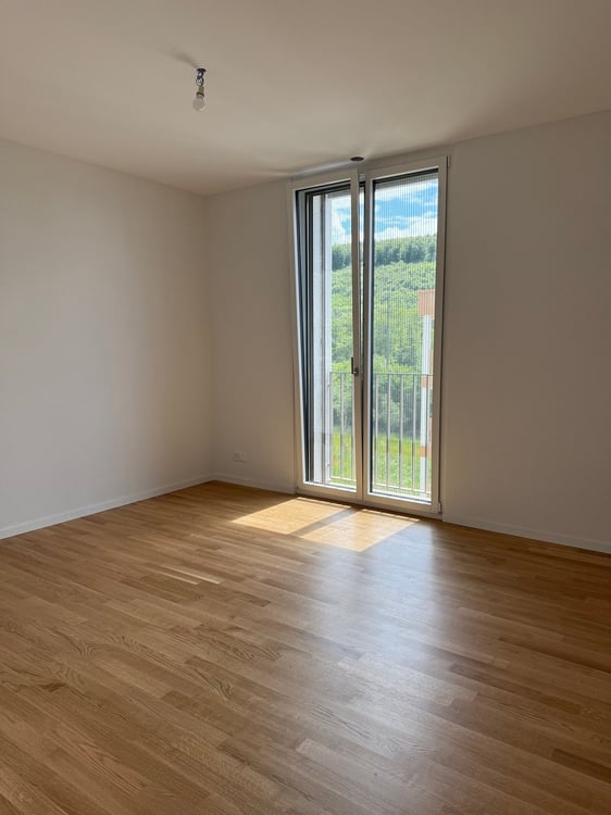 Appartement neuf de 3.5 pièces au 4ème étage avec balcon 4