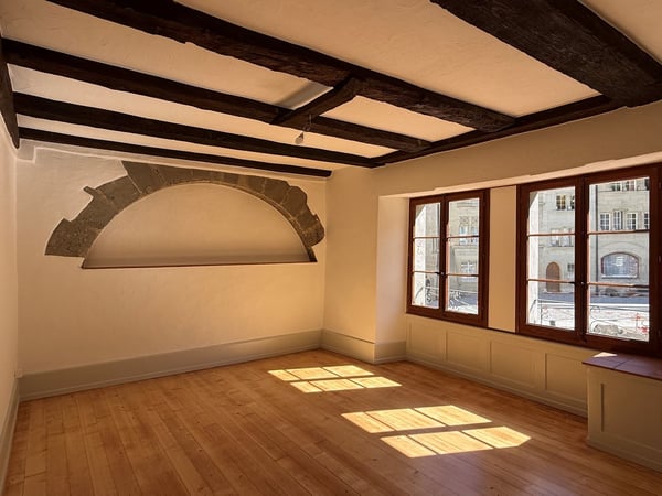 Appartement 2.5 pièces rénové en vieille ville de Fribourg 3