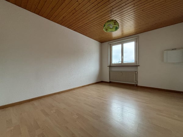 Opportunité à saisir : Duplex de 3,5 pièces partiellement rénové 3