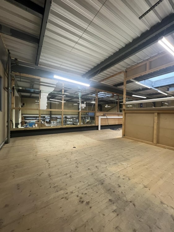 louer ? Espaces de stockage / archives 6