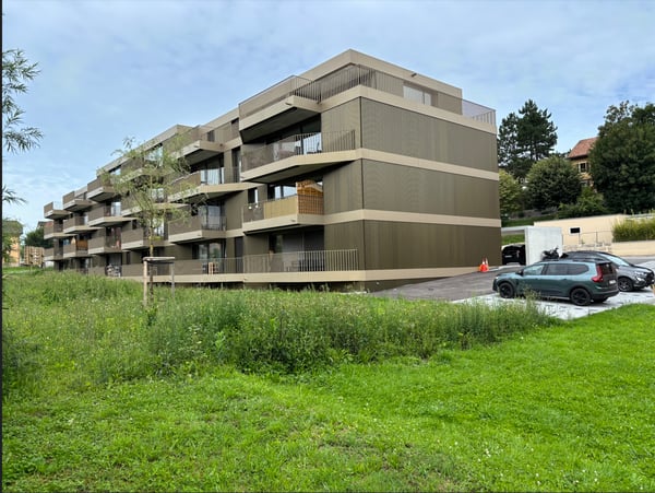 Places de parc extérieures à louer 2