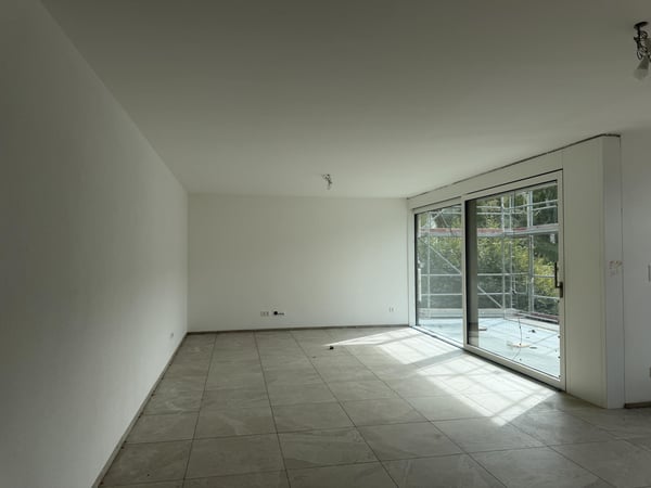 Appartement neuf spacieux de 5.5 pièces avec grand balcon orienté sud-est 2