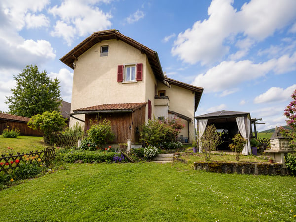 Maison de deux logements avec annexe polyvalente 3