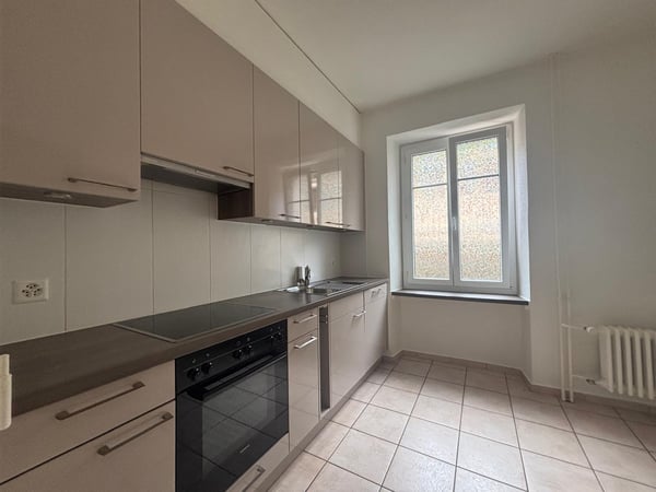 Bel appartement de 2 pièces à La Chaux-de-Fonds 4
