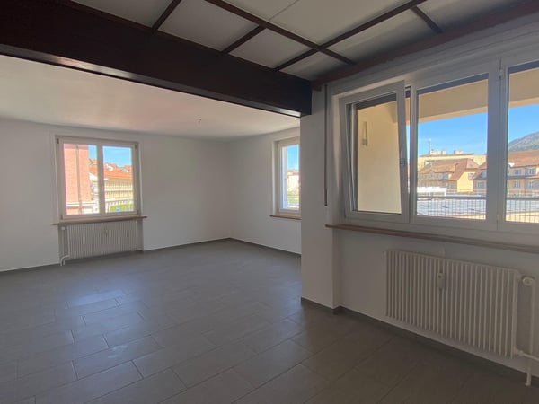 Nouvelle opportunité ! Bel appartement de 4 pièces au coeur de Tavannes 2