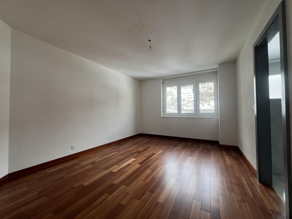 Magnifique appartement de 4.5 pièces rénové à louer aux Hauts-Geneveys 3