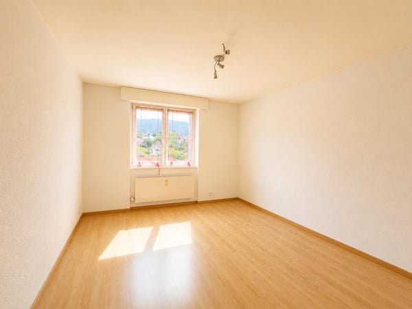 Charmant appartement de 4 pièces avec 2 balcons 7