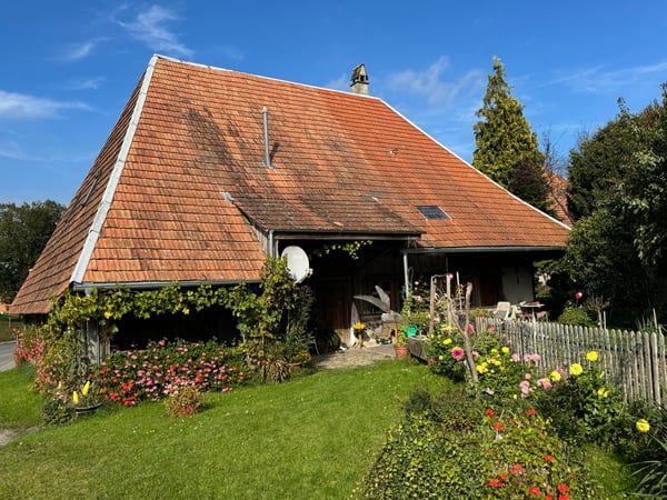 Charmantes Bauernhaus aus dem 18 JH an idyllischer Lage 6
