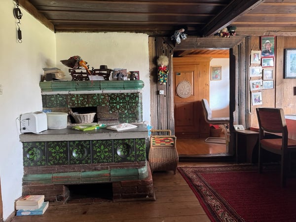 Charmantes Bauernhaus aus dem 18 JH an idyllischer Lage 9