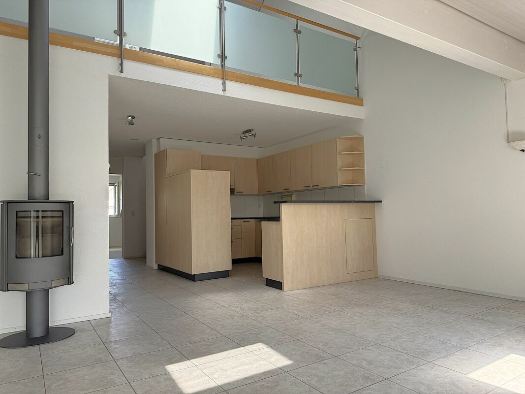 Attraktive und zentral gelegene Dachwohnung mit Galerie
