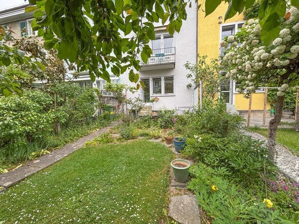 charmantes Wohnhaus im Breitsch 13