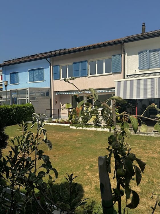 Ein eigenes Haus. Ein eigener Garten. Einfach etwas Gäbigs. 2