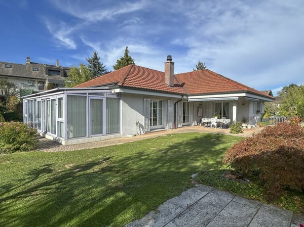 freistehendes Einfamilienhaus in ruhigem Quartier 14