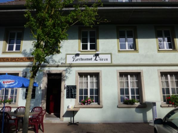 Bild grosszügige und helle 4 1/2-Zimmerwohnung in Rohrbach