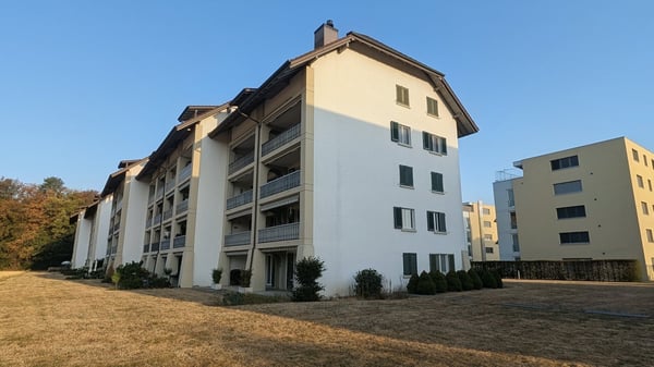 RESERVIERT / Grosszügig, hell, mit herrlicher Aussicht 23