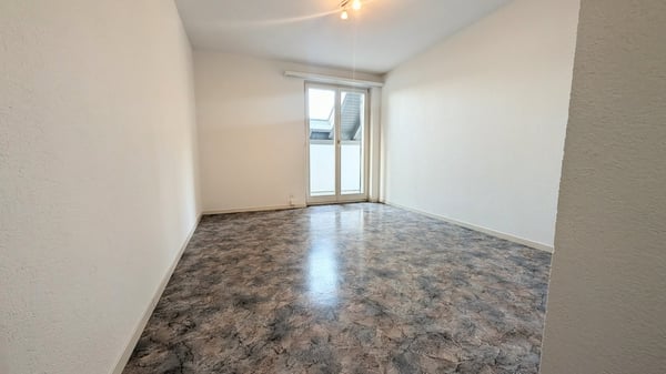 RESERVIERT / Grosszügig, hell, mit herrlicher Aussicht 9
