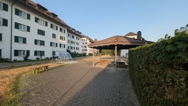 RESERVIERT / Grosszügig, hell, mit herrlicher Aussicht 25