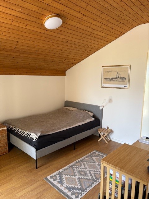 Schöne 2.5 Zimmerwohnung mit idyllischer Aussicht zu vermieten 5