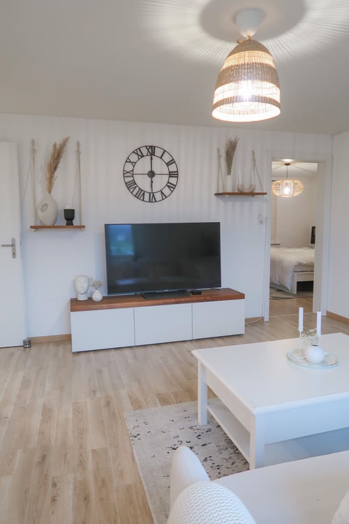 Schöne, helle 4.5 Zimmerwohnung mit toller Aussicht 7