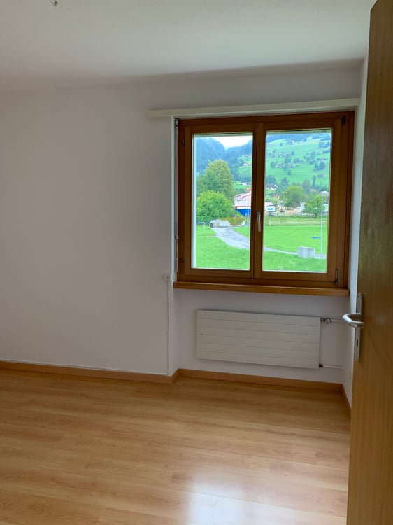 4.5-Zimmerwohnung mit Balkon zu vermieten 10