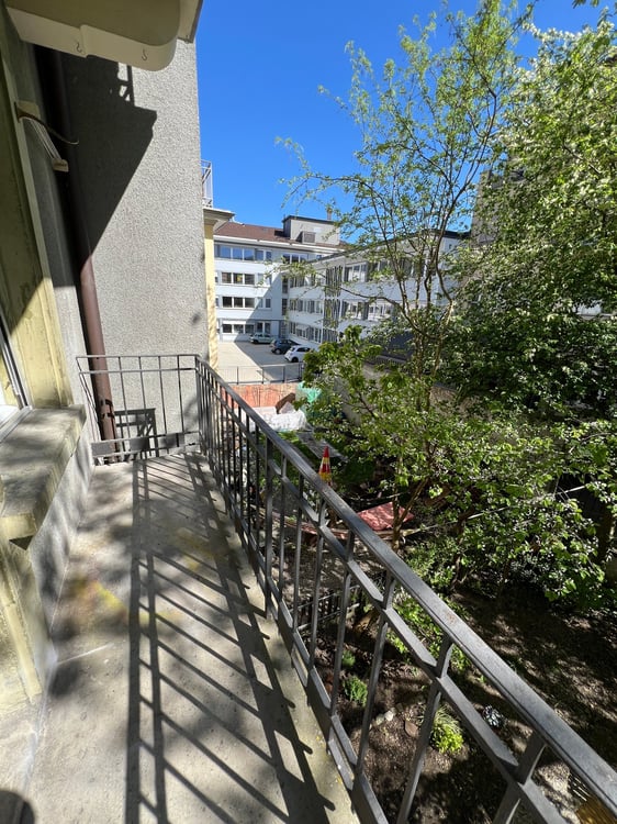 Charmante 1-Zimmerwohnung mit Balkon mit Blick ins Grüne 2