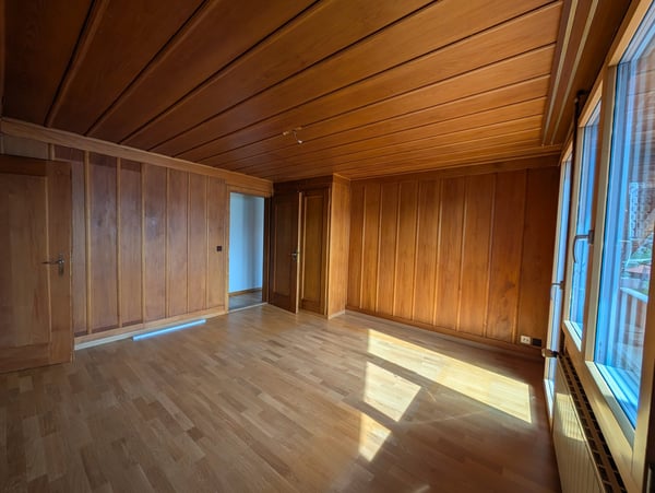 Charmante 2.5-Zimmer-Dachwohnung mit traumhaftem See- und Bergblick 11