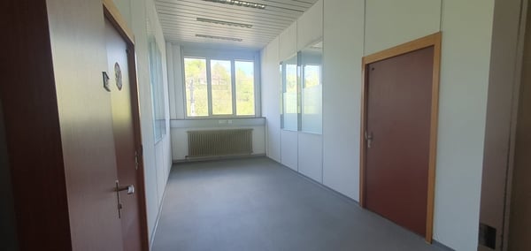 Büros von 279 m² in Penthalaz 10