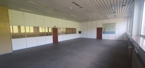 Büros von 279 m² in Penthalaz 9