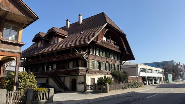 5-Parteienhaus, vollvermietet 2