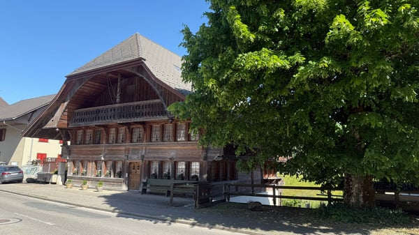 Bijoux 4-Parteienhaus 1