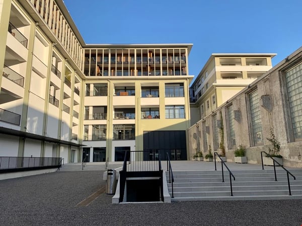 Attraktive 1.5-Zimmerwohnung mit Waschturm 1