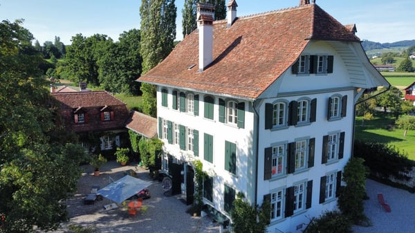 Einmaliges Bijou im Schloss Wittigkofen auf Berner Stadtboden 3