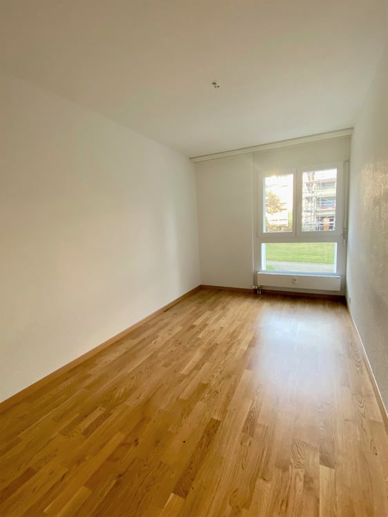 Frisch sanierte 5-Zimmerwohnung im Hochparterre mit Balkon 5
