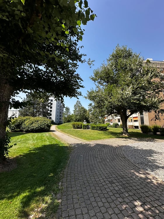 Frisch sanierte 5-Zimmerwohnung im Hochparterre mit Balkon 11