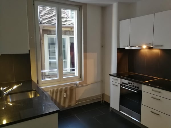 Sanierte Stadtwohnung im Herzen von Thun 5