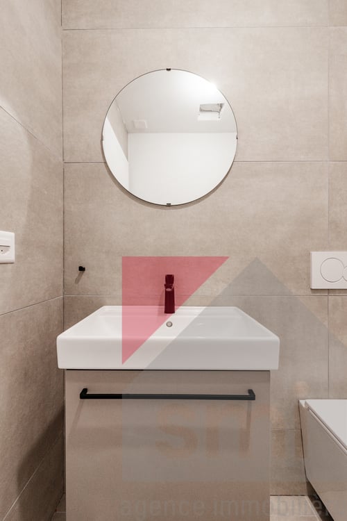 Villa spacieuse de 5 pces avec des finitions harmonieuses 7