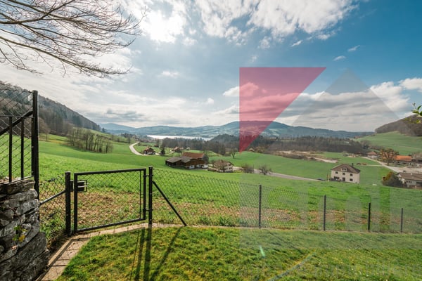 Superbe villa avec piscine, emplacement et panorama d'exception 8