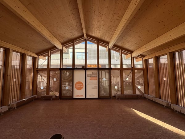 Attraktive Büro-/Atelierfläche im Herzen von Zweisimmen 14