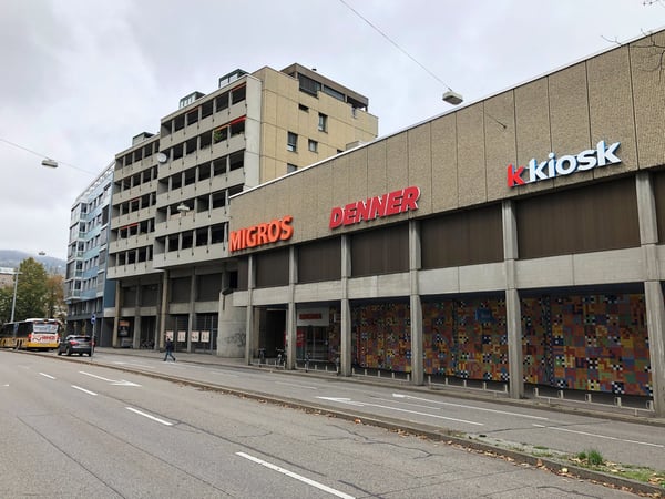 Einstellhallenplatz im Zentrum von Biel zu vermieten 1