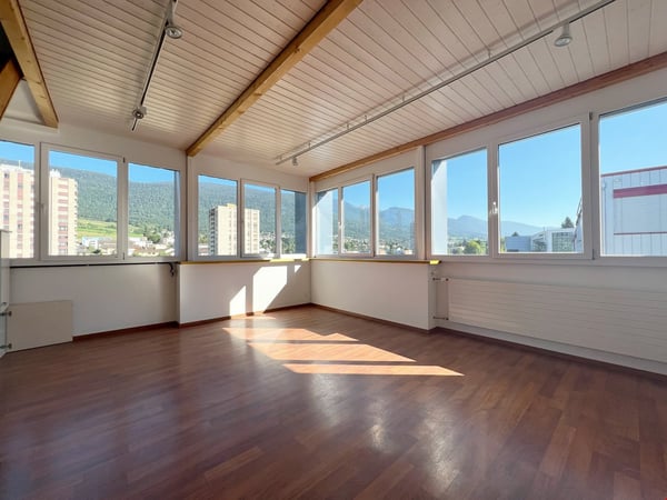 Gewerbeliegenschaft auf drei Etagen in Grenchen 16