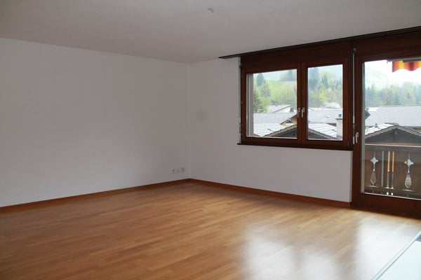 Schöne, helle 4-Zimmer-Wohnung in Frutigen 2