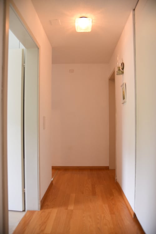 1.5 Zimmer-WHG mit Balkon, Lift + Auto-Abstellplatz 7