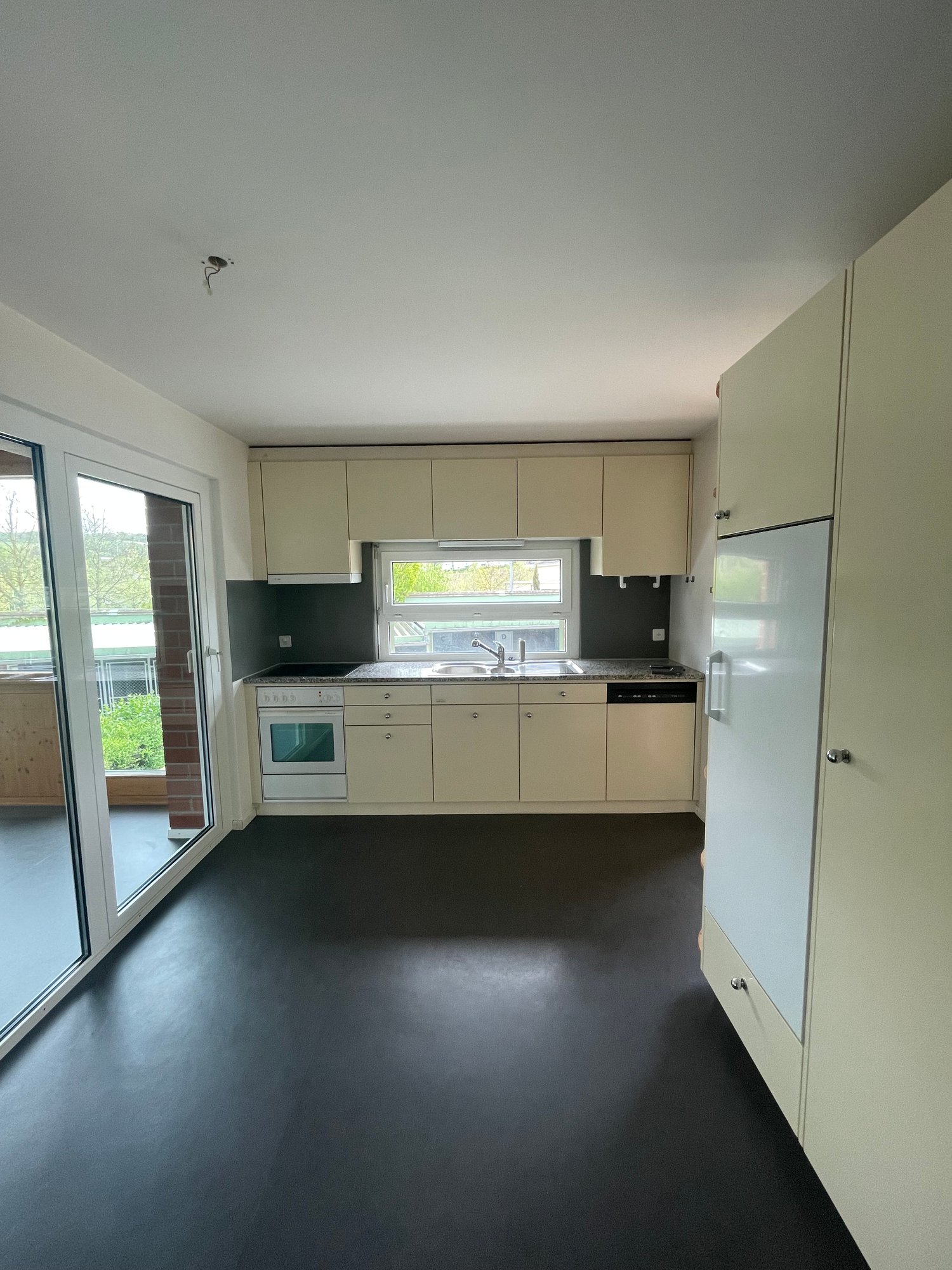 Bild Familienfreundliche 4.5-Zimmerwohnung im 1. OG an zentraler Lage in Murten