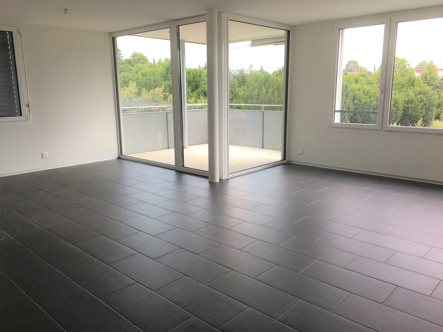 Bild Helle 3.5-Zimmerwohnung in familienfreundlicher Überbauung