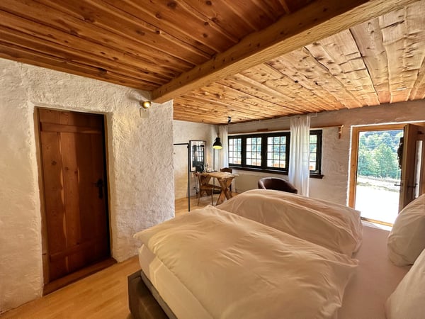 Charmantes Chalet-Haus mit vielen Nebengebäude in idyllischer Berglage in Gündlischwand 10