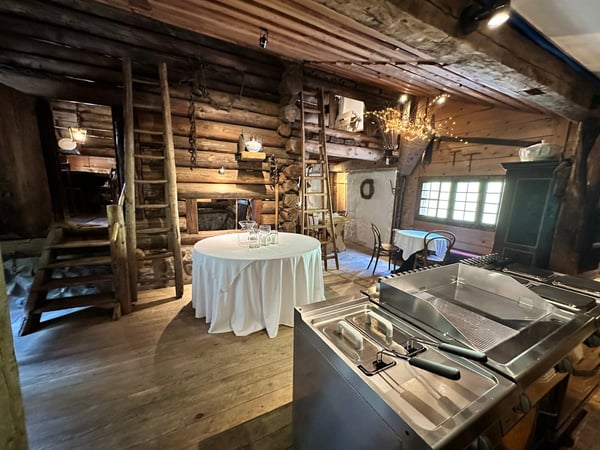 Charmantes Chalet-Haus mit vielen Nebengebäude in idyllischer Berglage in Gündlischwand 15