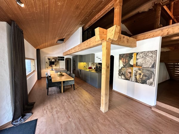 Charmantes Chalet-Haus mit vielen Nebengebäude in idyllischer Berglage in Gündlischwand 7