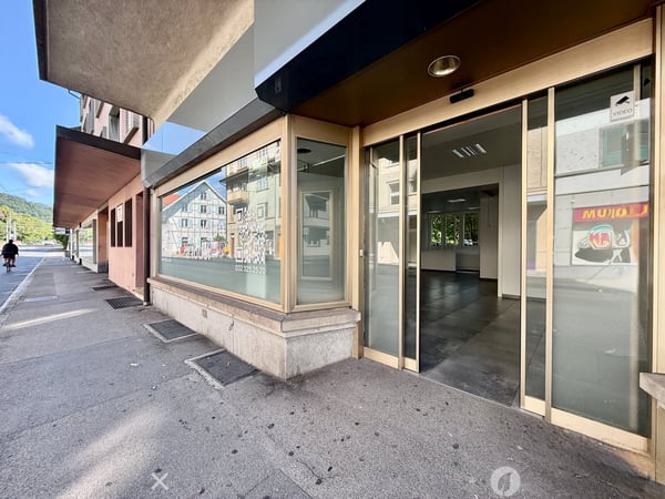 Stilvolle Gewerbefläche in Biel-Mett – ideal für Beauty, Praxis oder Büro 6