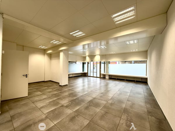 Stilvolle Gewerbefläche in Biel-Mett – ideal für Beauty, Praxis oder Büro 7