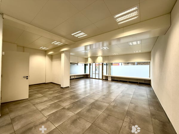 Stilvolle Gewerbefläche in Biel-Mett – ideal für Beauty, Praxis oder Büro 7